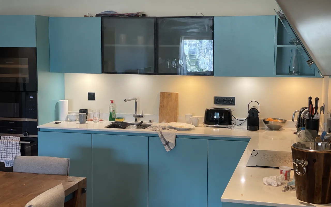Avant — Cuisine nettoyée à domicile à Chambéry